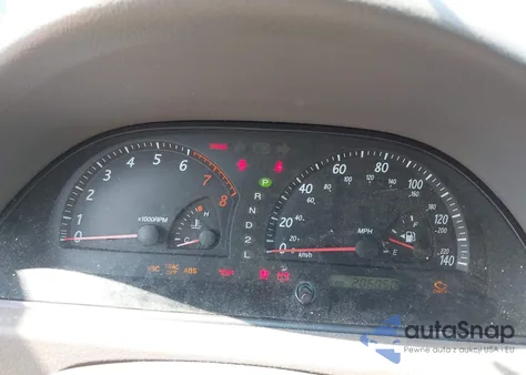 2002 Toyota Camry Xle V6 z USA, uszkodzony, nr VIN 4T1BF30K22U007310